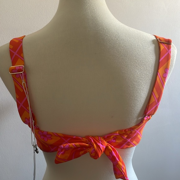 Show Me Your Mumu Sunrise Bathing Suit Top - Picture 11 of 11